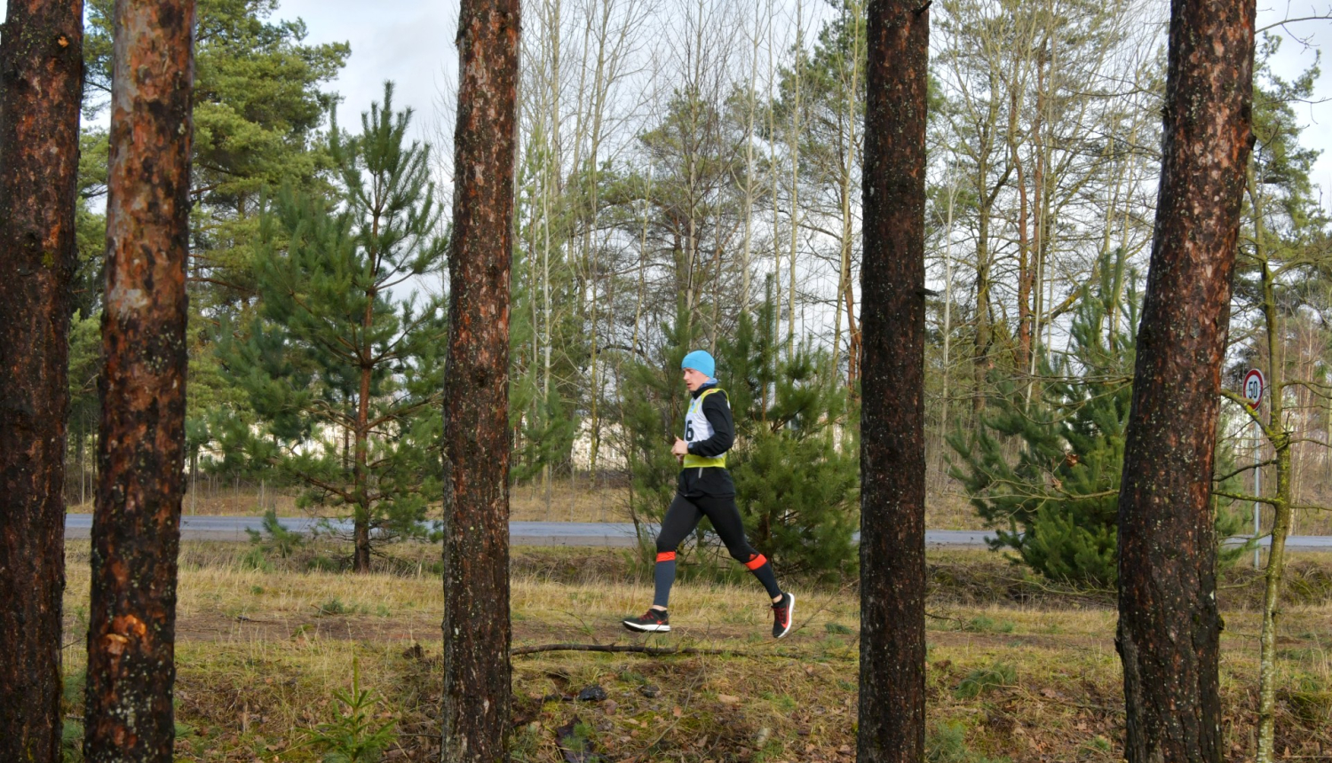 Pusstundas skrējiens Mežaparkā