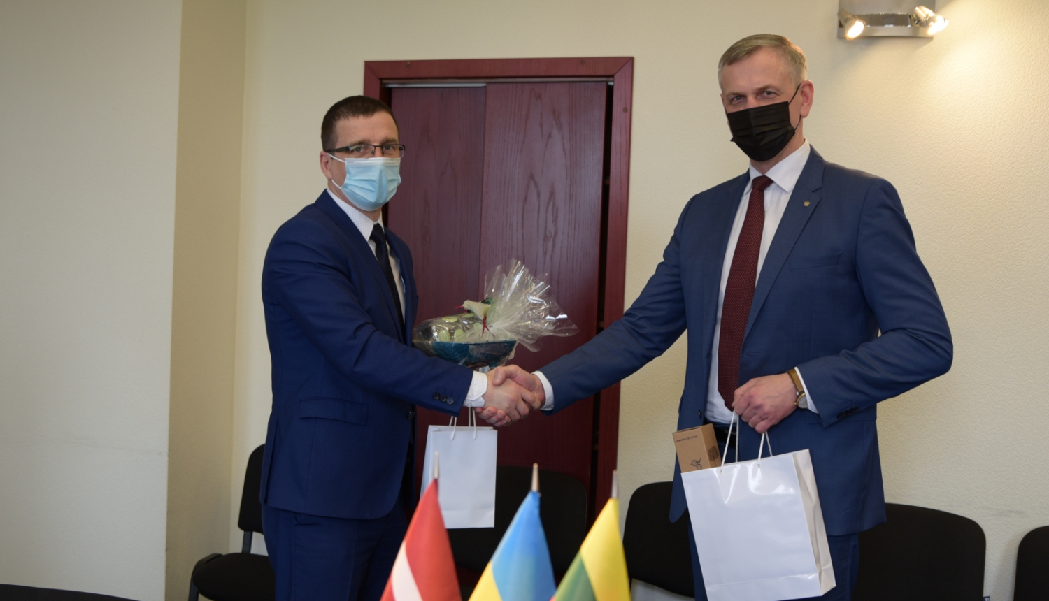 Jēkabpils novada domes priekšsēdētājs Raivis Raganis un Rokišķu mērs Ramūnas Godeliauskas