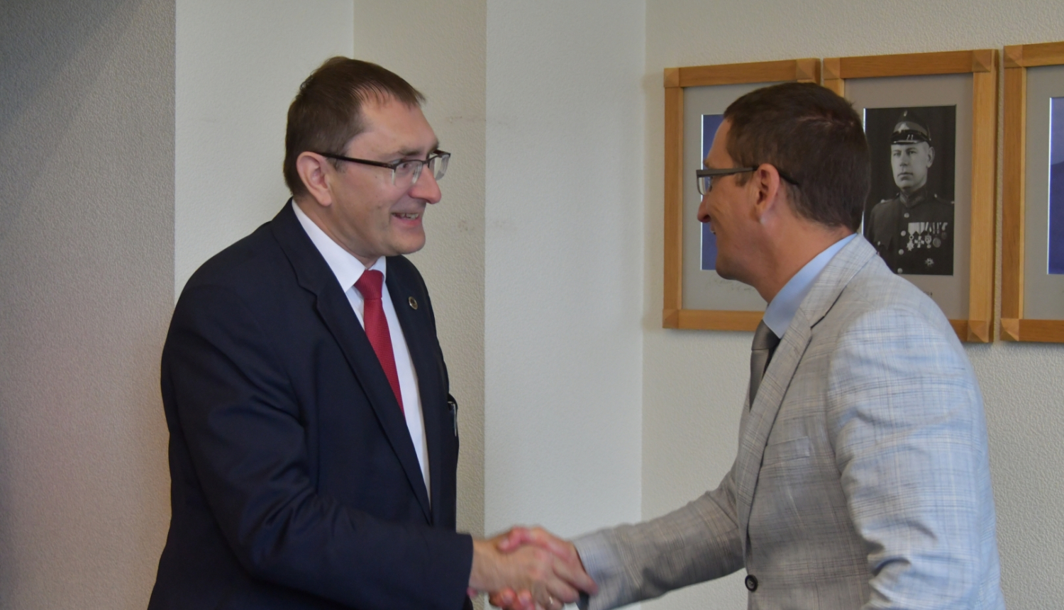 T.Linkaits un R.Ragainis