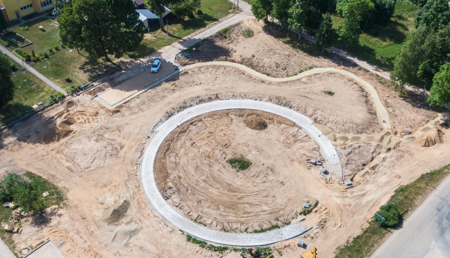 Skats no augšas uz Rubeņu skvēra būvdarbiem