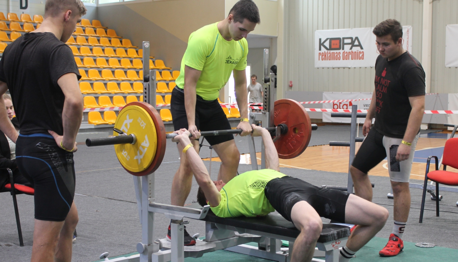 Spiešana guļus - publicitātes foto