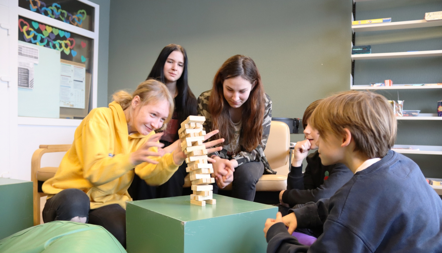 jaunieši aktivitātēs