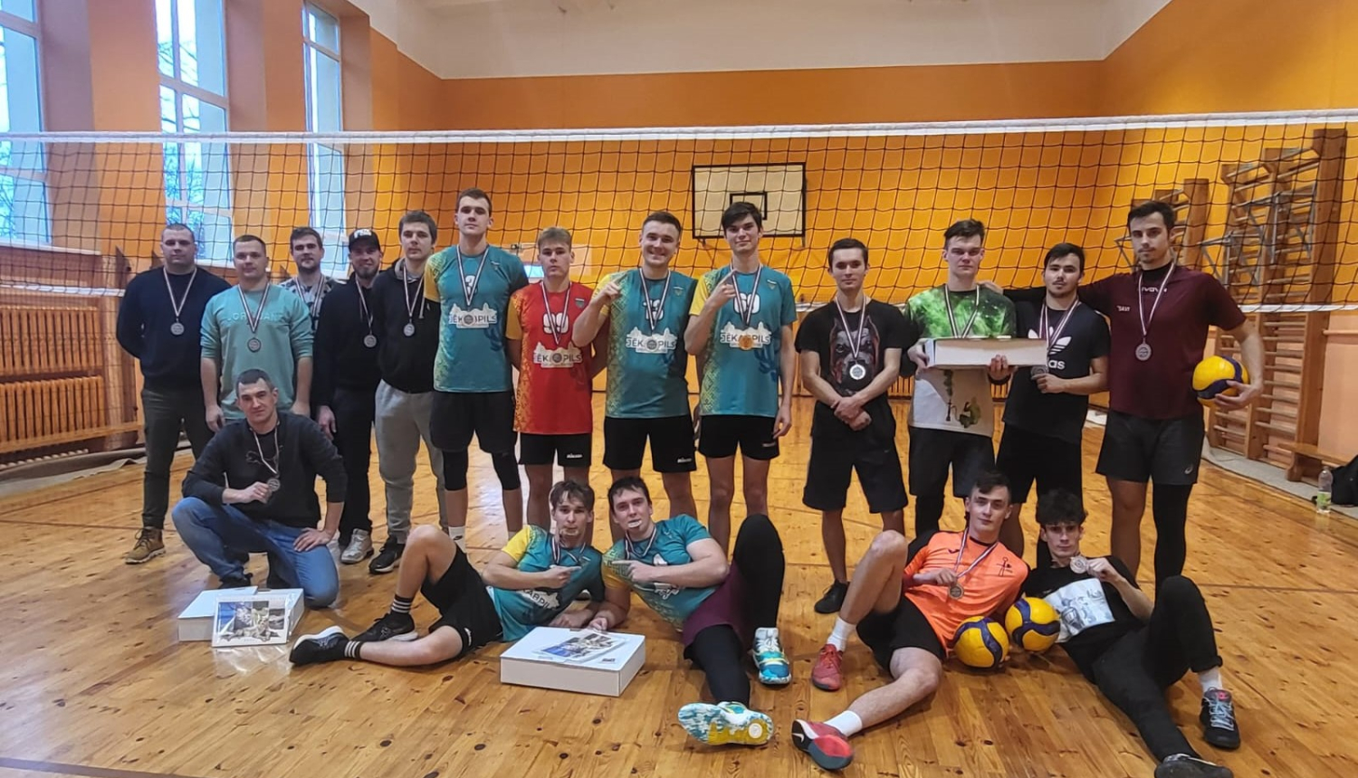 Volejbolistu kopbilde