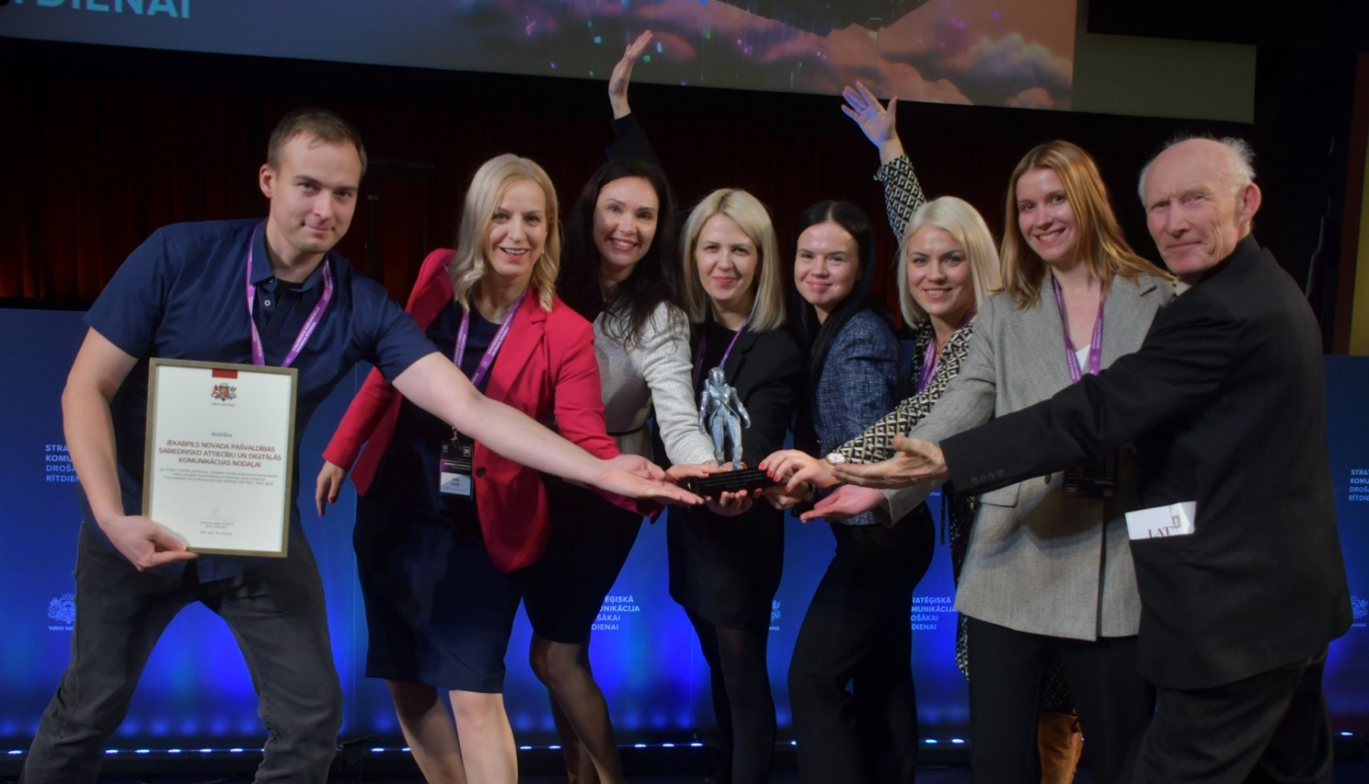 Plūdu komunikācijas komanda