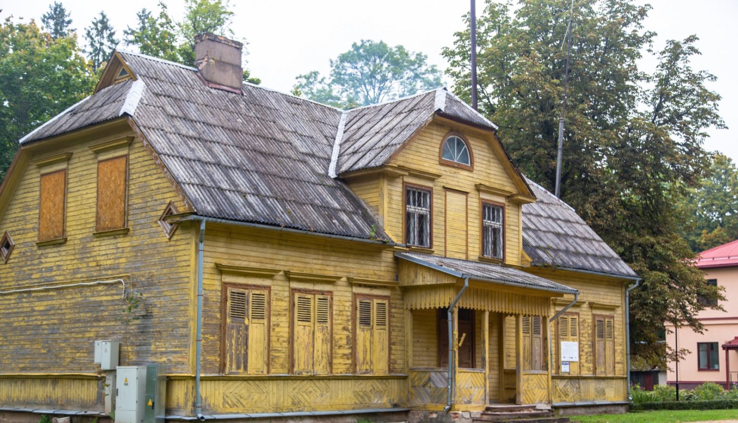 Zasas bijusī pasta ēka