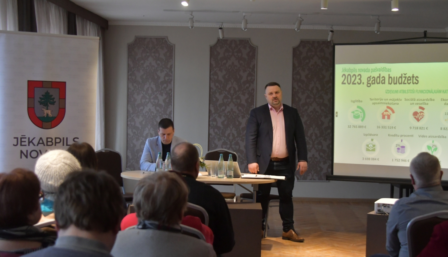 Aizvadīta iedzīvotāju tikšanās ar Jēkabpils novada vadību Zīlānos