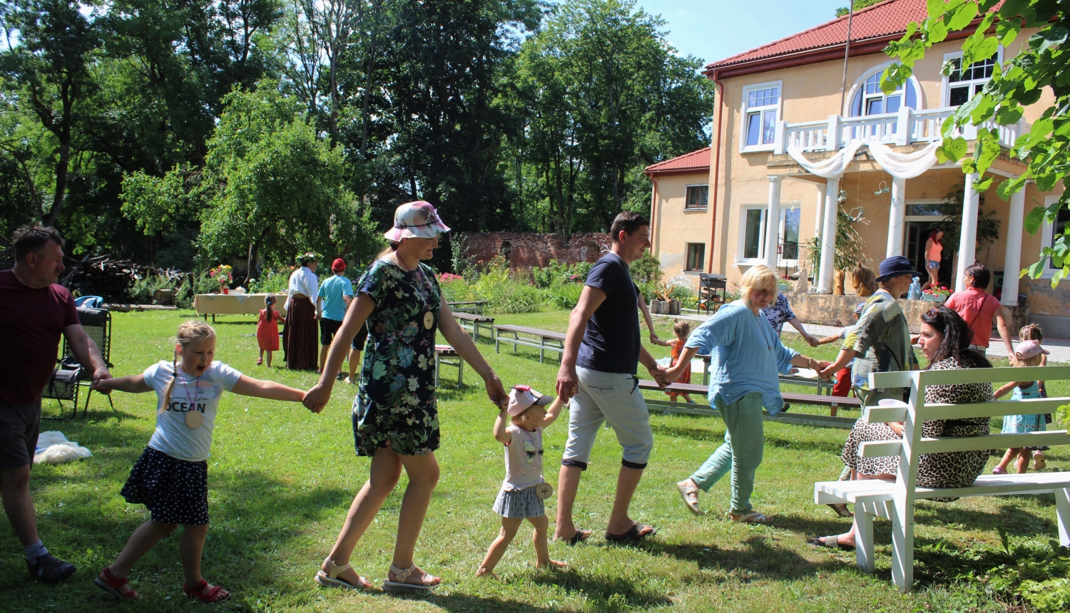 Stārķu ceļa publicitātes foto