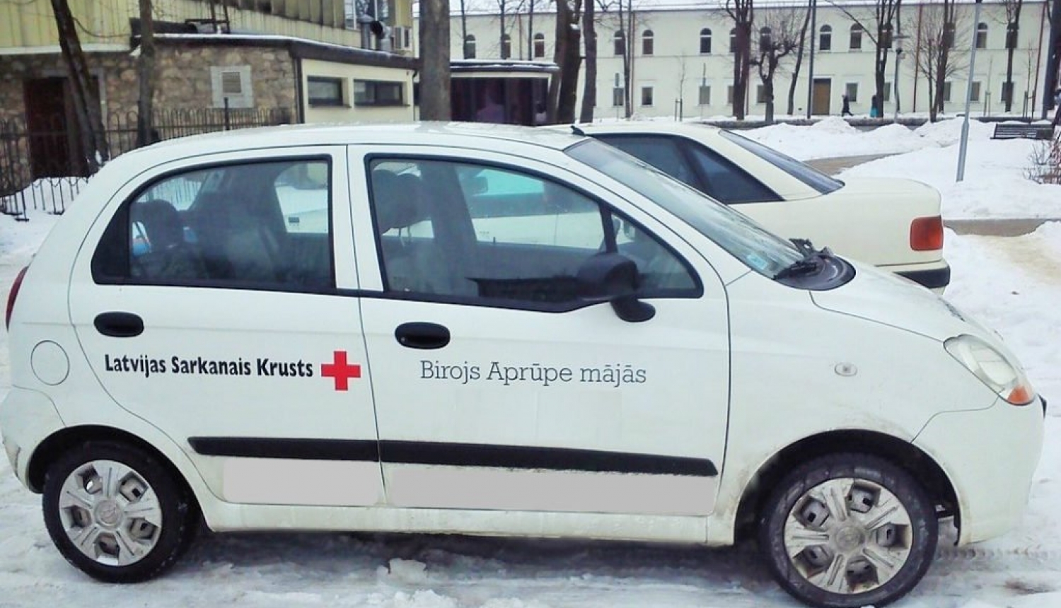 Aprūpe mājās automašīna