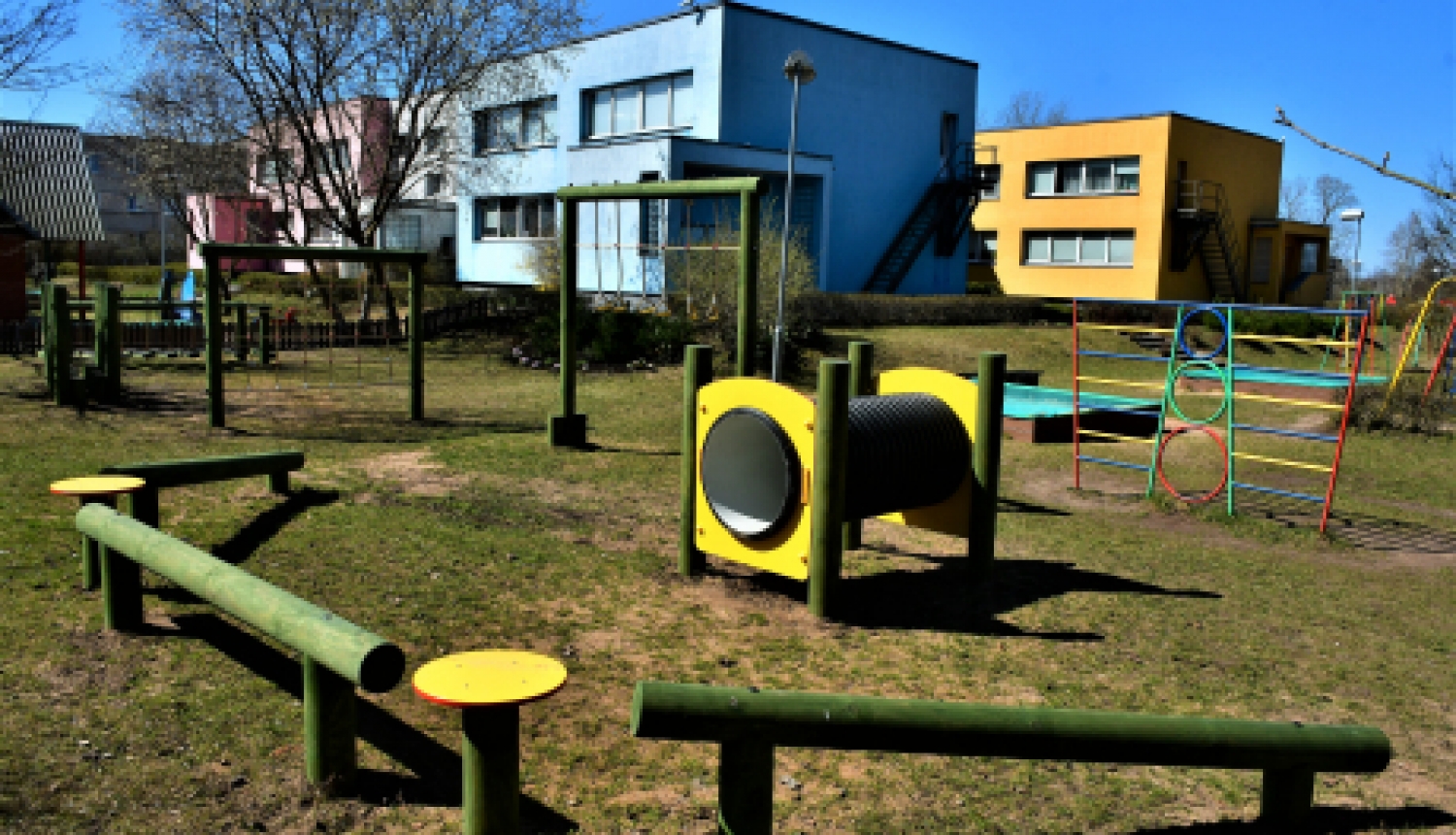 Pirmsskolas izglītības iestādē “Auseklītis” uzstādīts jauns rotaļu laukums