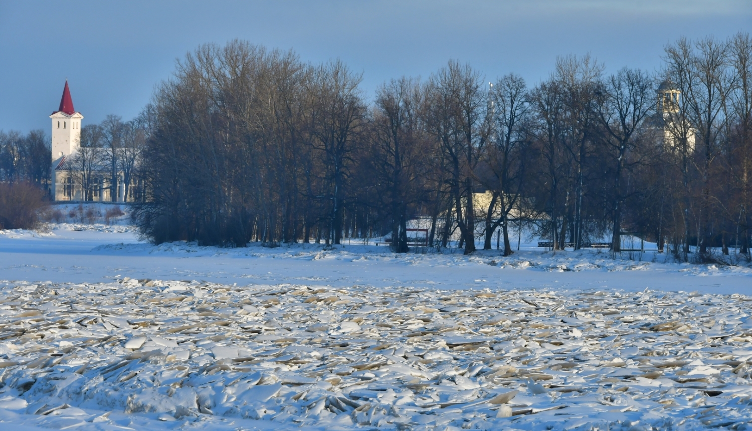 Aizsalusi Daugava pie Jēkabpils