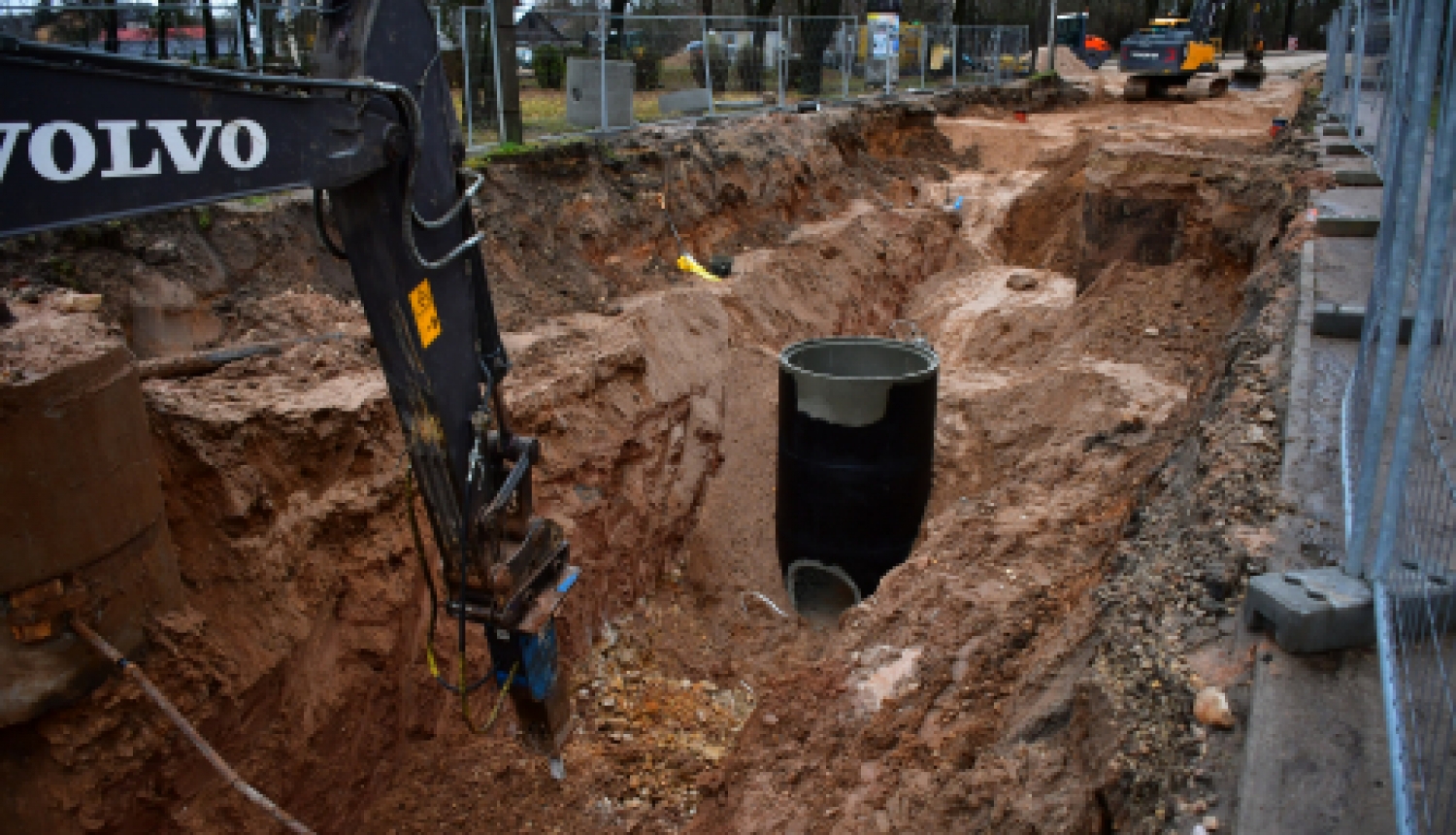 Darbi Brīvības ielas pārbūves projektā notiek pēc plānotā grafika