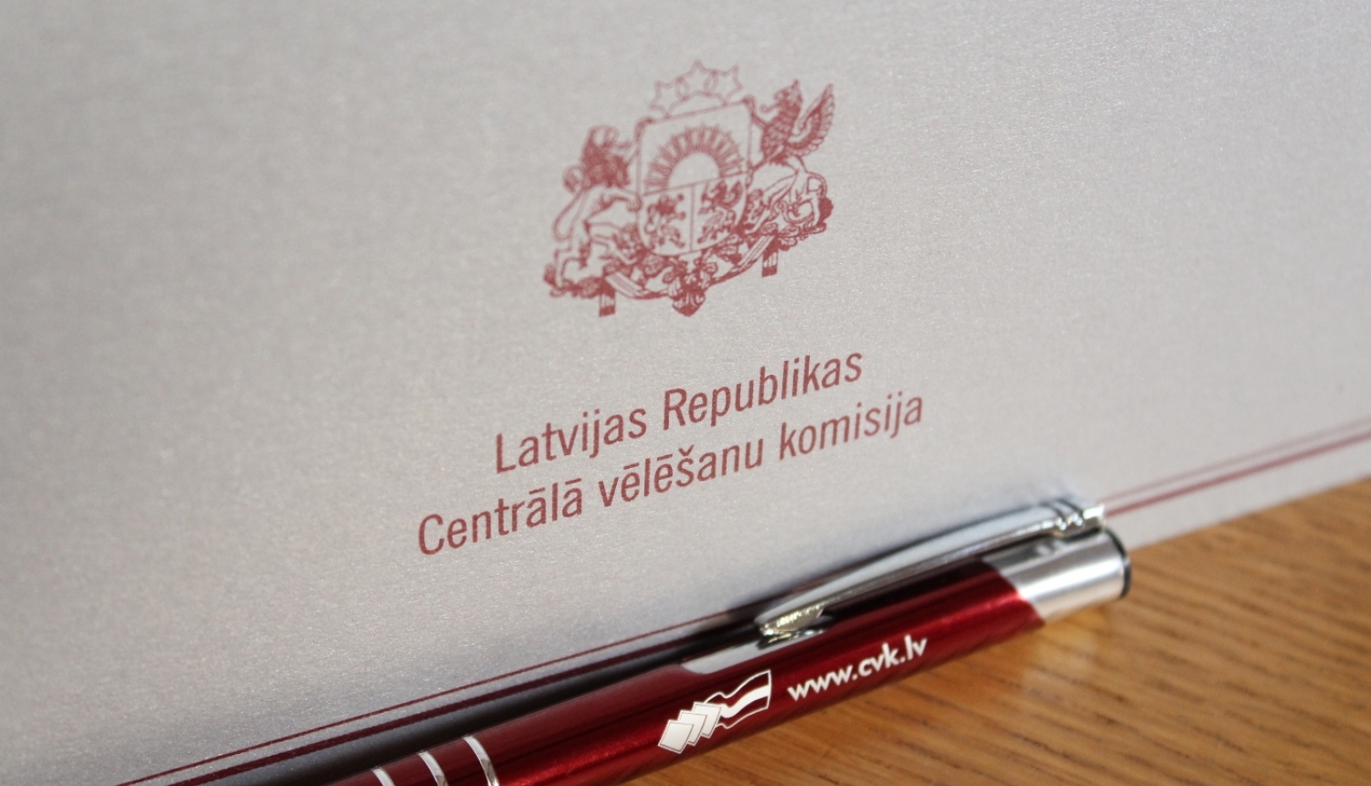 centrālās vēlēšanu komisijas logotips