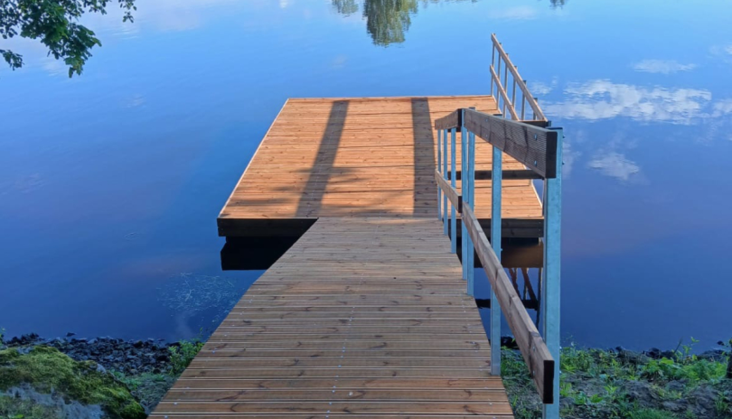 Laivu piestātne Zvejnieklīcī