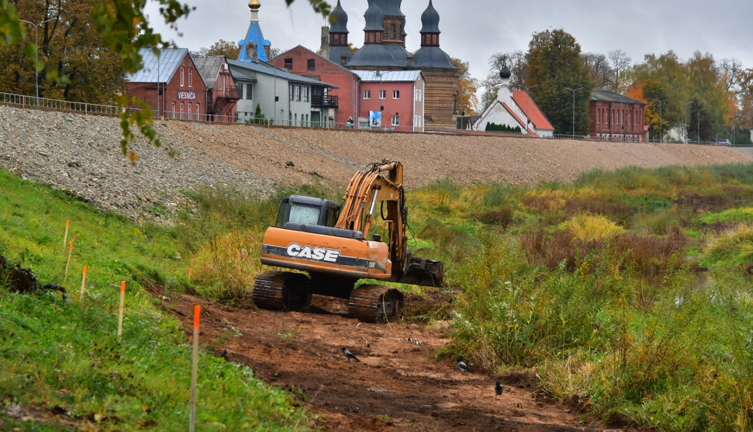 dambja pārbūves darbi