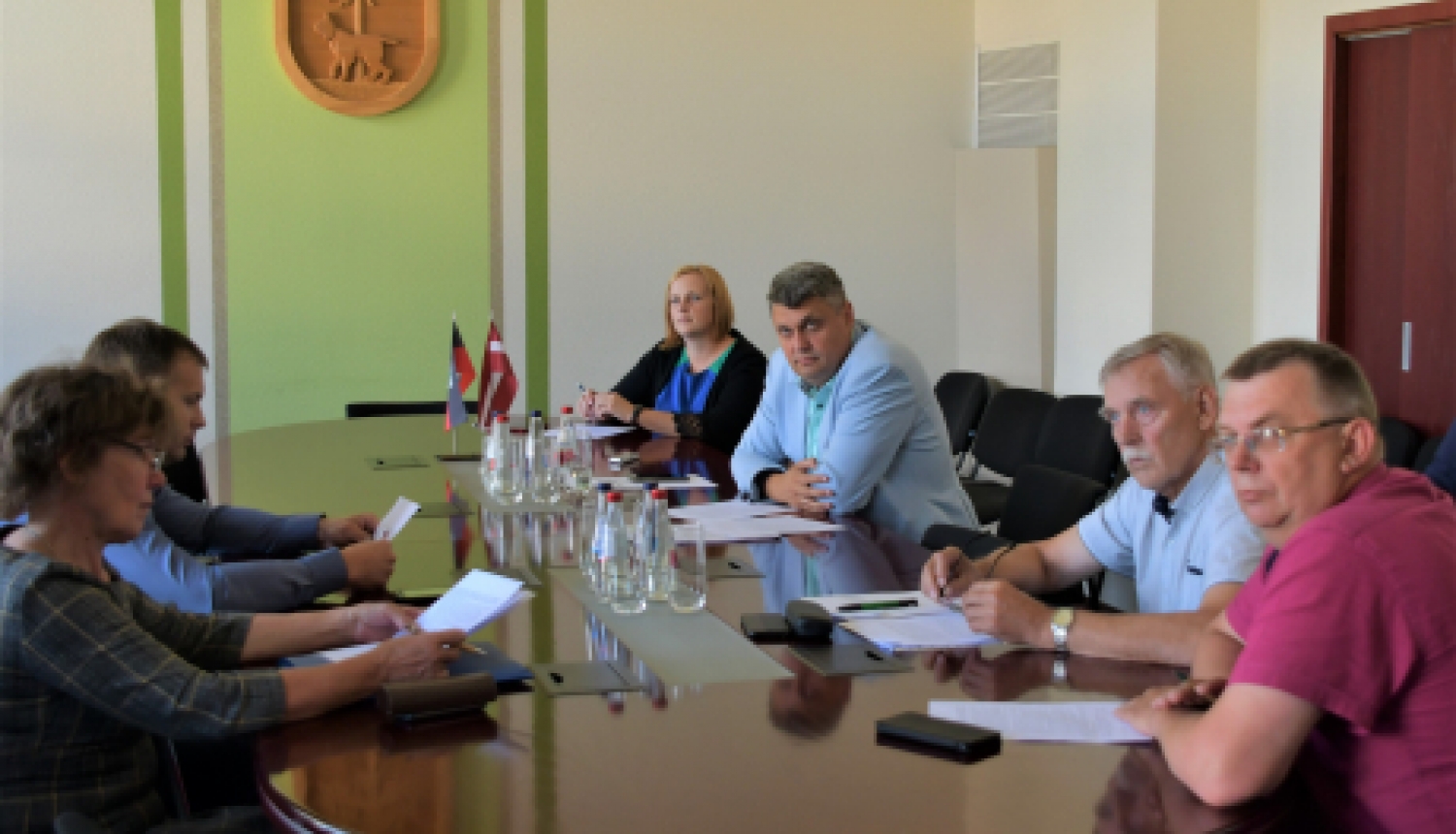 Jaunveidojamā Jēkabpils novada pašvaldības sanāk uz pirmo finanšu komisijas sēdi