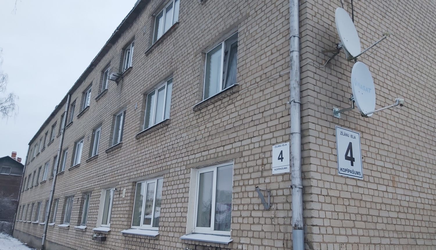 Daudzdzīvokļu nams Jēkabpilī