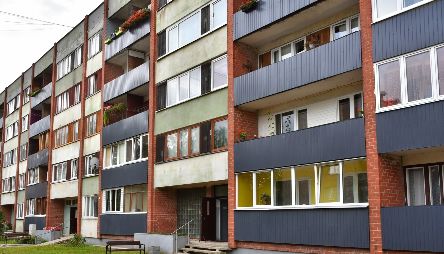 Daudzdzīvokļu ēka Jēkabpilī