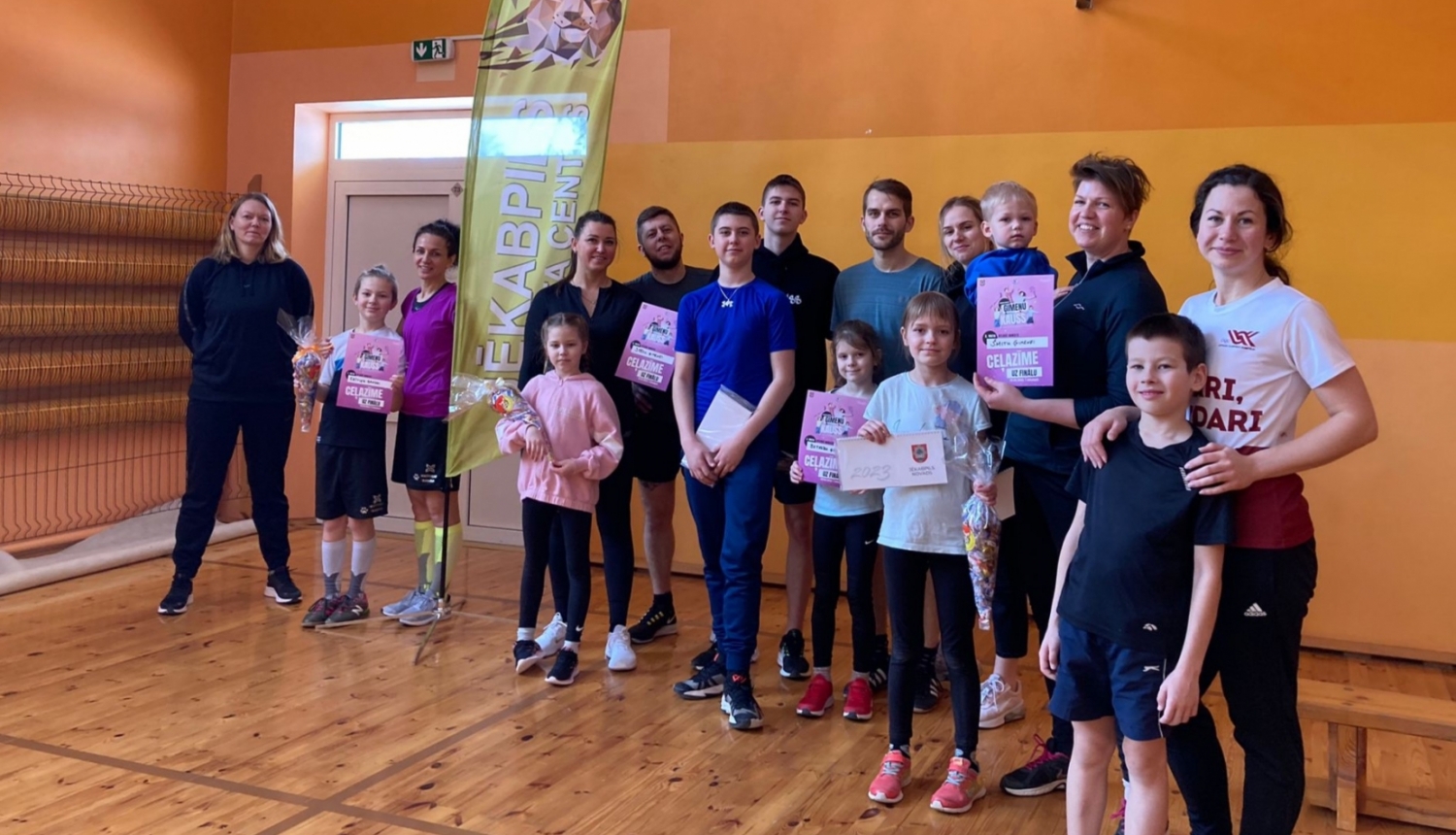 Ģimeņu kausa dalībnieki