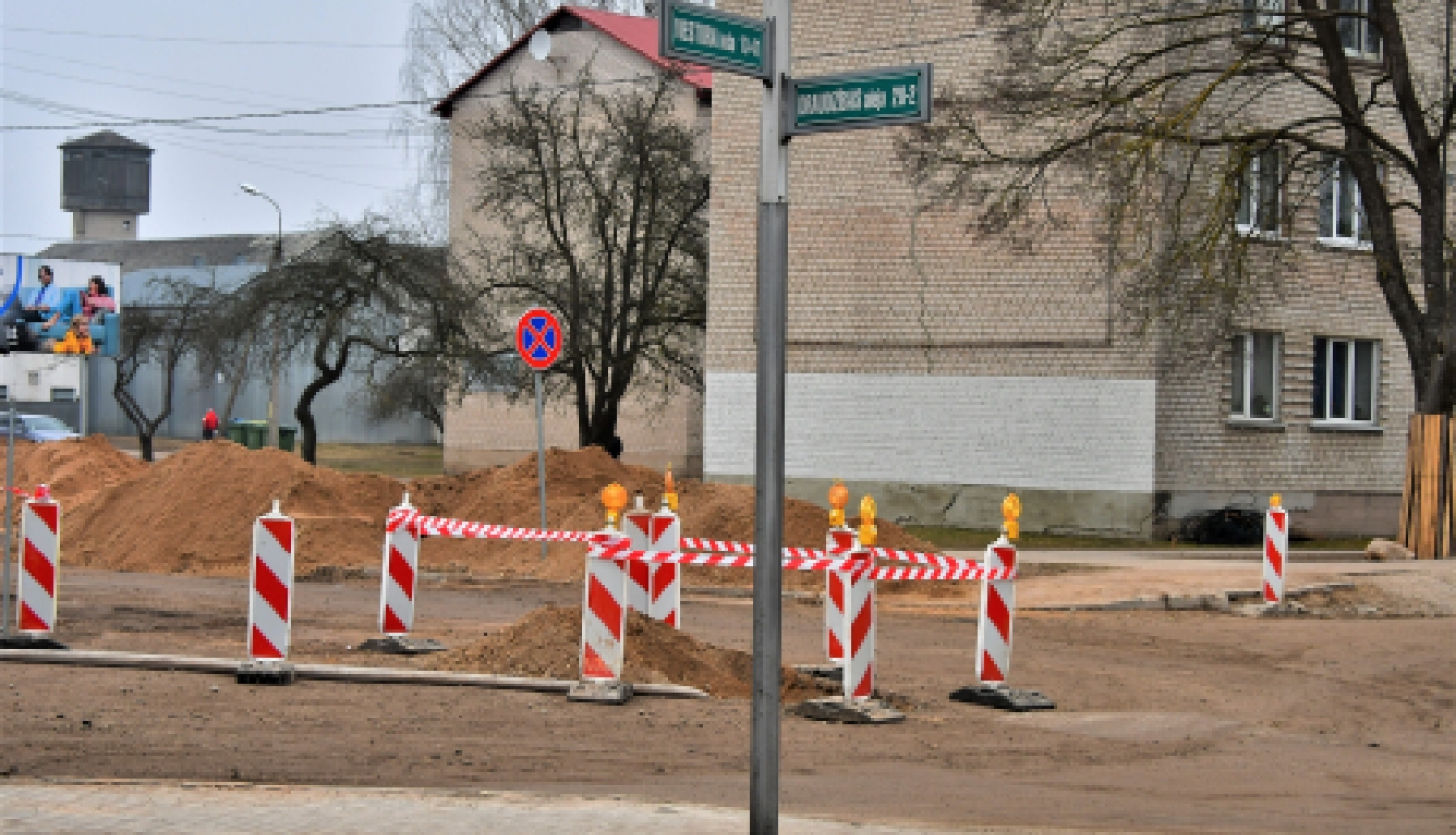 Informācija par satiksmes ierobežojumiem Draudzības alejas un Viestura ielas krustojumā