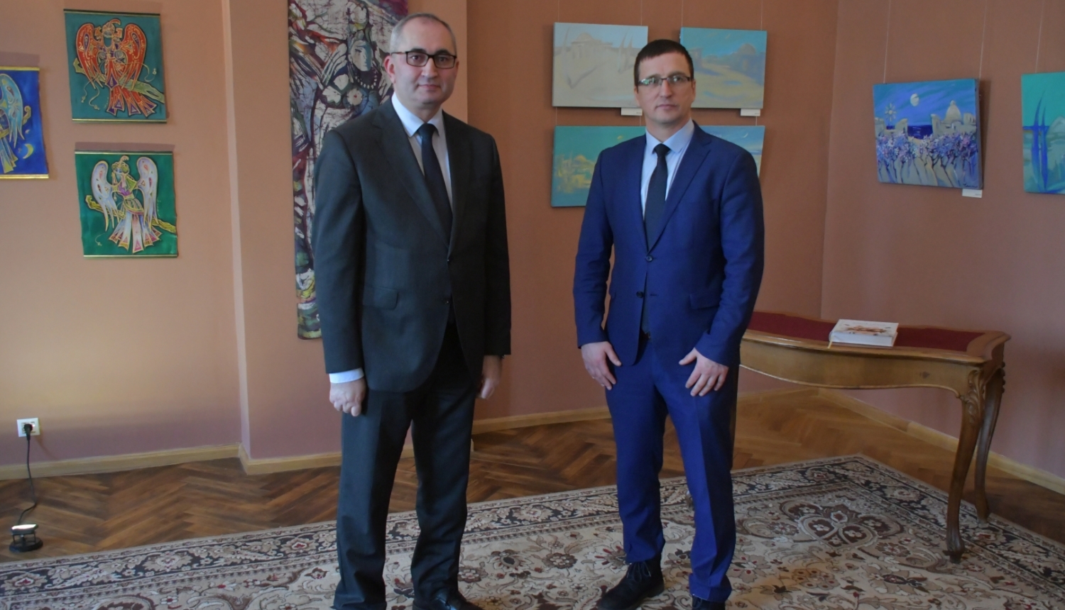 Jēkabpils novada domes priekšsēdētājs Raivis Ragainis un Azerbaidžānas vēstnieks Latvijā Elnurs Sultanovs