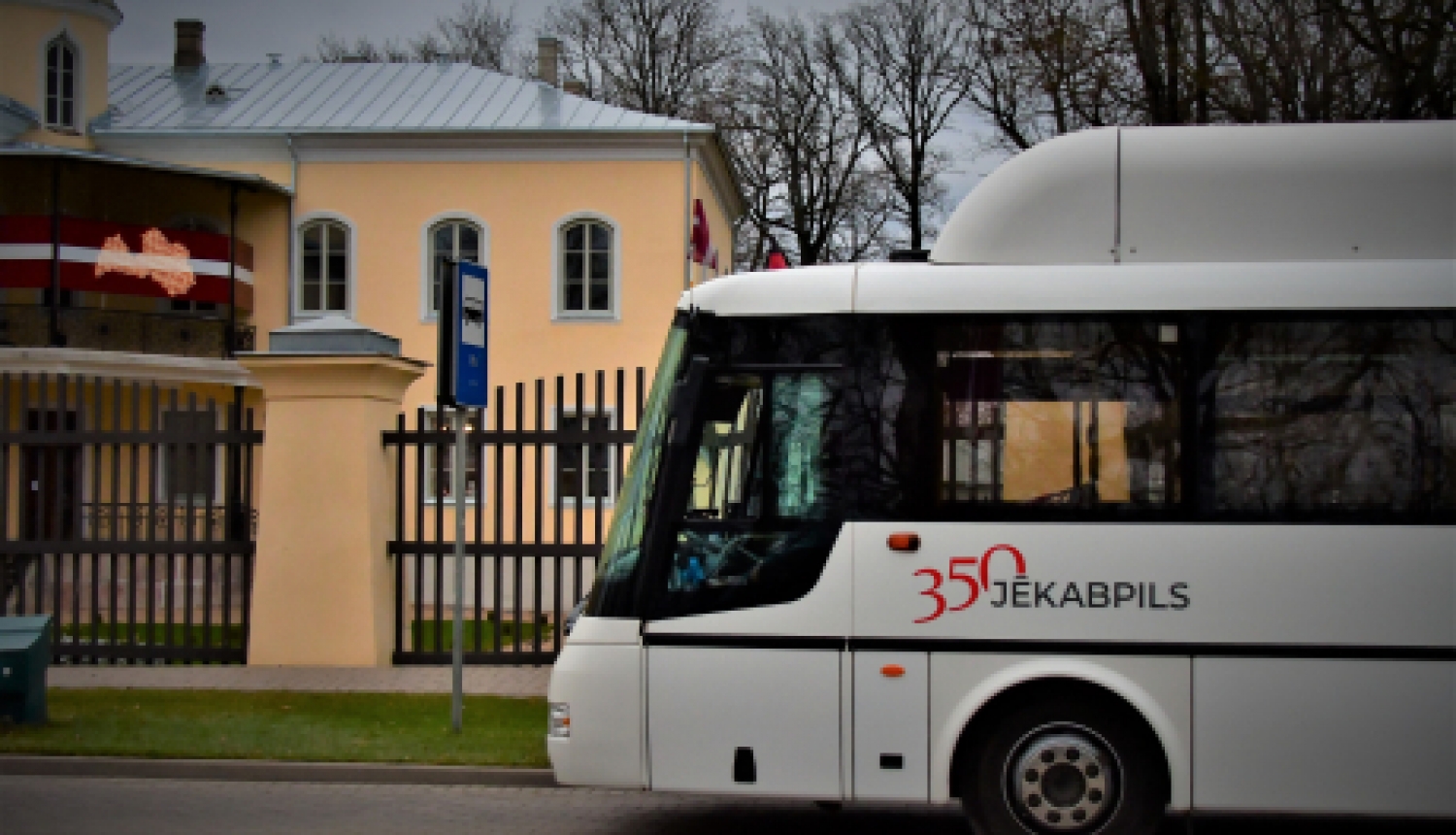 Uz nenoteiktu laiku tiks atcelti vairāki reisi posmos Rīga–Jēkabpils, Līvāni–Gaisa tilts–Jaunsilavas, Jaunsilavas–Gaisa