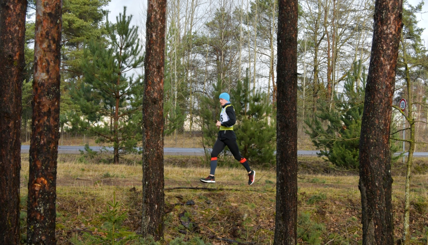 Pusstundas skrējiens Mežaparkā