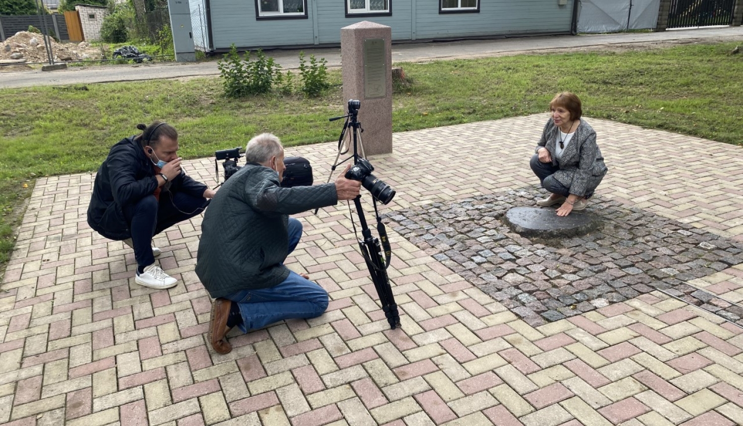 Notiek filmas uzņemšana par Strūves ģeodēzisko loku